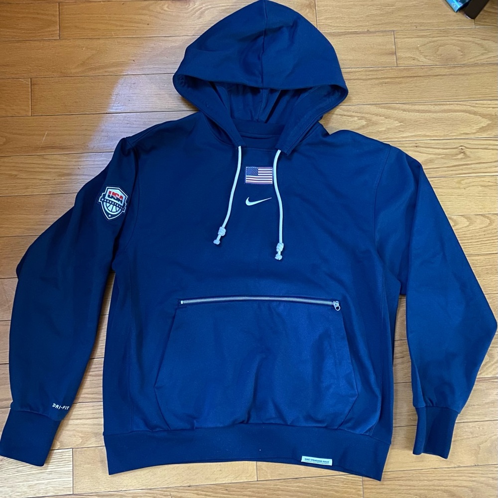 Men’s Nike Hoodie Navy Large Team USA Basketball with additional zipper pocket